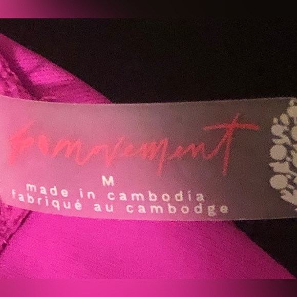 Free People NWT Solid Wave Rider Ankle Legging,Size-Medium,Color-Living Magenta - Picture 10 of 12